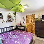 Hobbit Lounge Apartment