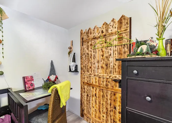 Hobbit Lounge Apartman Eppingen